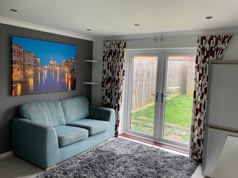 Image 1:2 bedroom Terraced house to rent