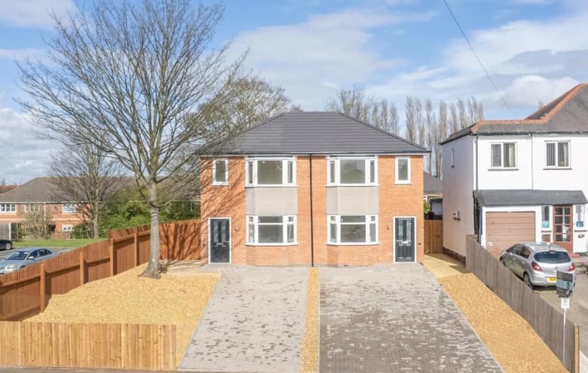 Image 1:2 bedroom Semi-detached house to rent