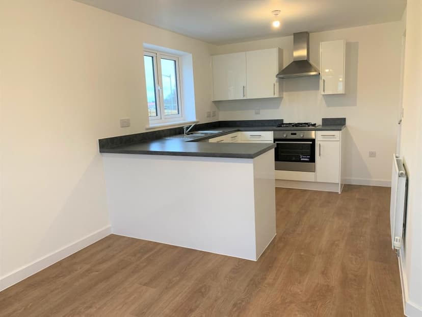 Image 2:3 bedroom Detached house to rent