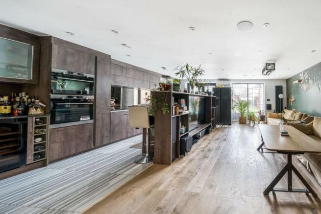 Image 1:3 bedroom Semi-detached house to rent