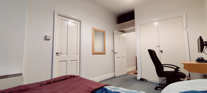 Image 1:1 bedroom Apartment or flat to rent