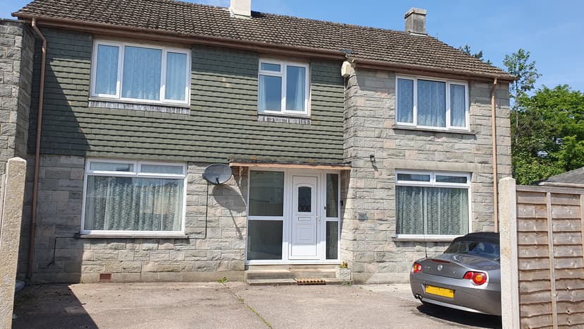 Image 1:4 bedroom Detached house to rent