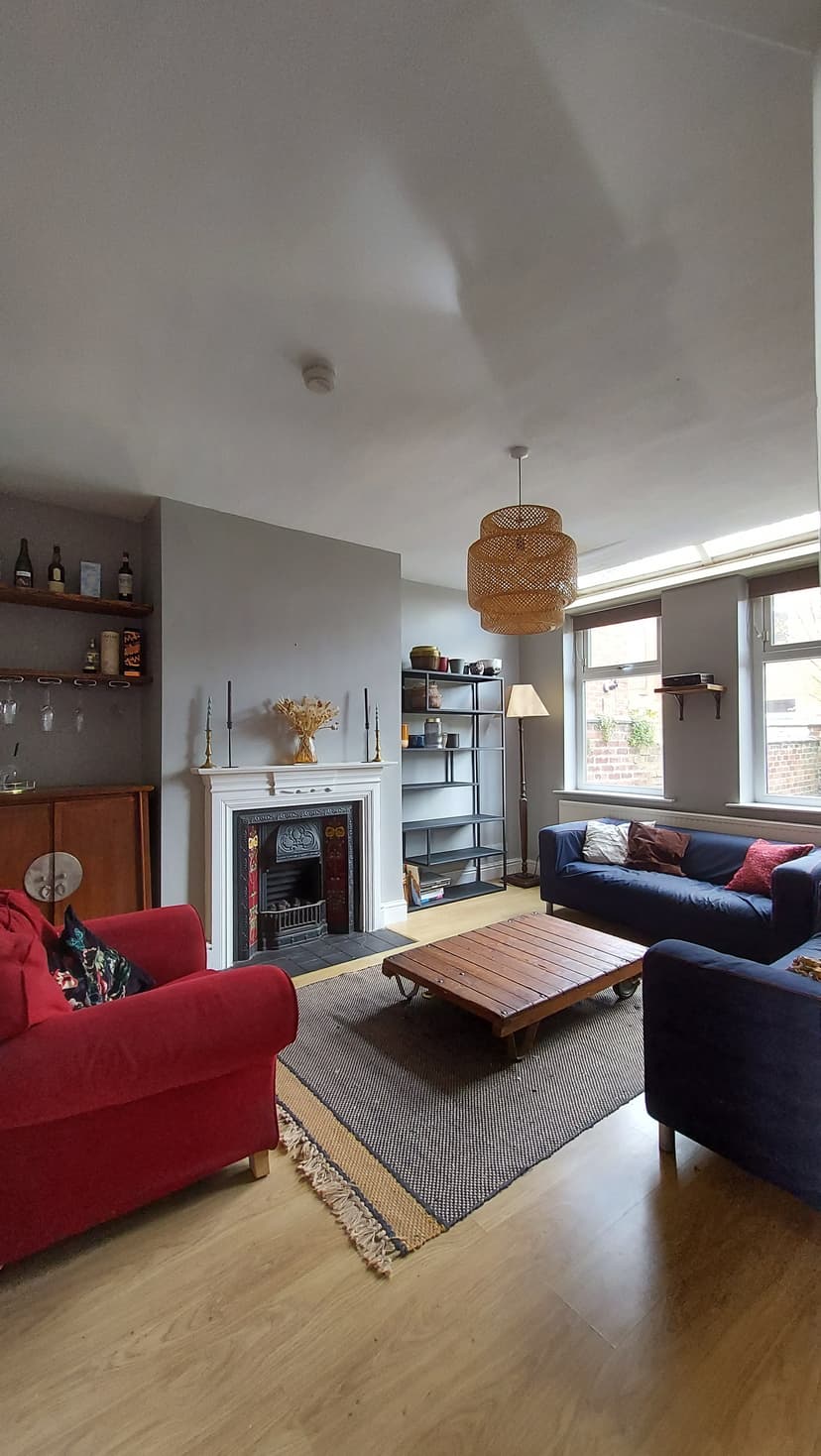 Image 2:3 bedroom End-of-terrace house to rent