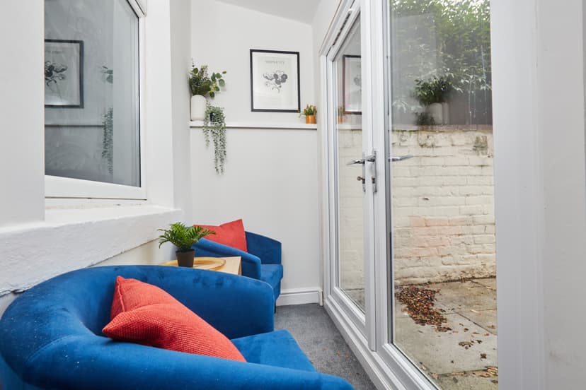 Image 3:3 bedroom End-of-terrace house to rent