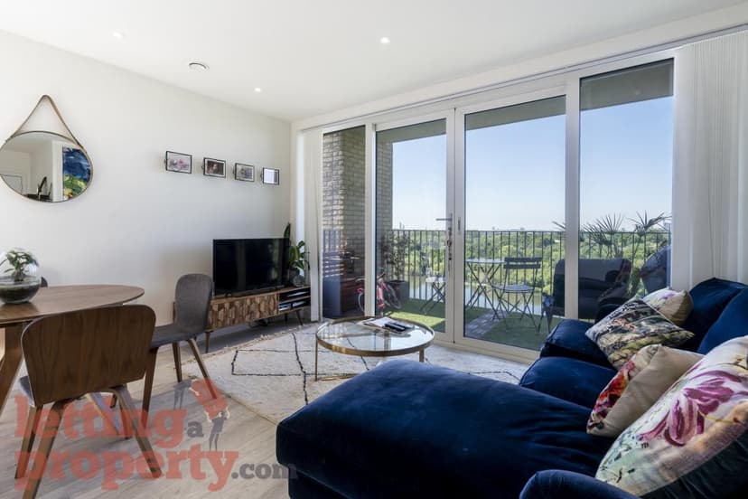 Image 1:2 bedroom Apartment or flat to rent