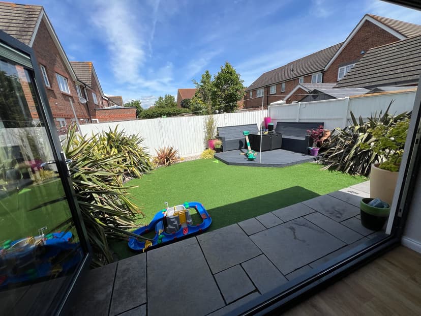 Image 3:3 bedroom End-of-terrace house to rent