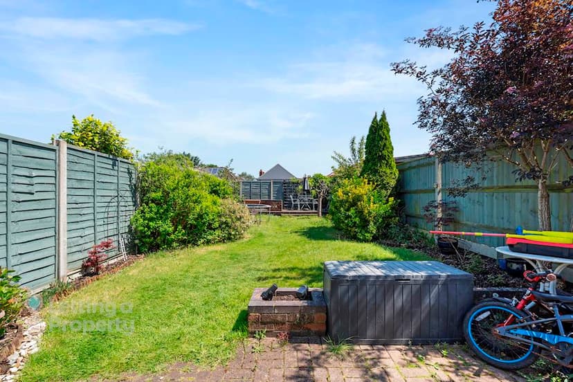 Image 2:3 bedroom Semi-detached house to rent