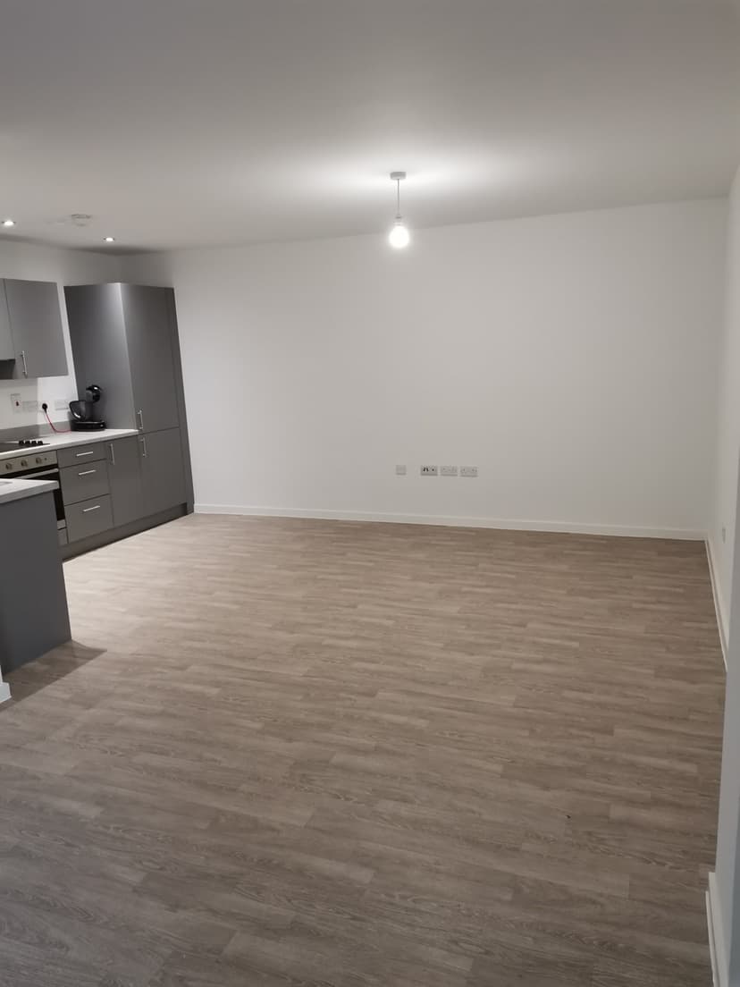 Image 2:1 bedroom Apartment or flat to rent