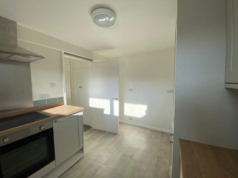 Image 3:2 bedroom Apartment or flat to rent