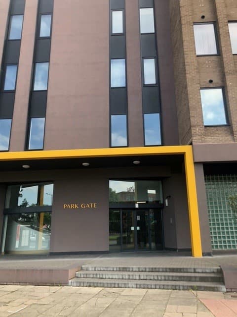 Image 2:1 bedroom Apartment or flat to rent