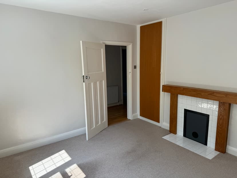 Image 3:2 bedroom Maisonette to rent