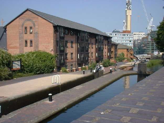 Image 1:2 bedroom Apartment or flat to rent