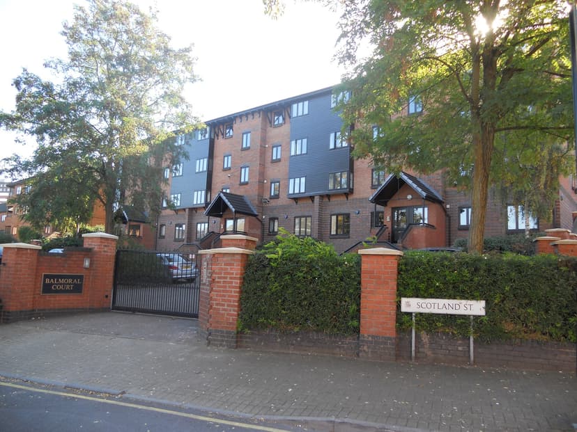 Image 3:2 bedroom Apartment or flat to rent