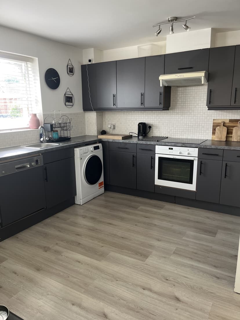 Image 3:1 bedroom Apartment or flat to rent