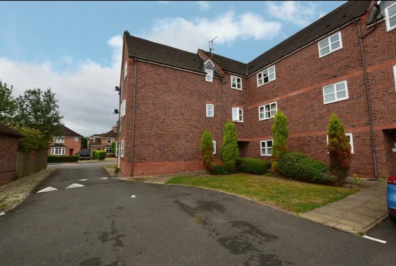 Image 1:1 bedroom Apartment or flat to rent