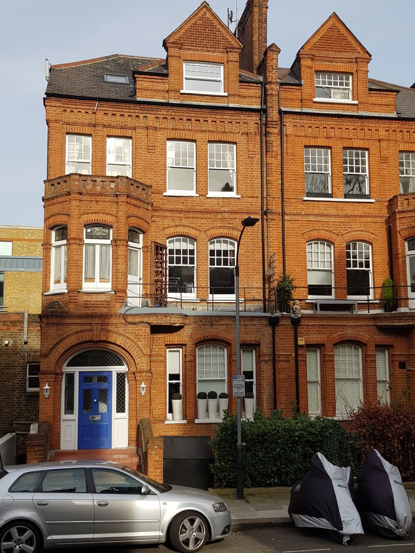 Image 1:1 bedroom Apartment or flat to rent