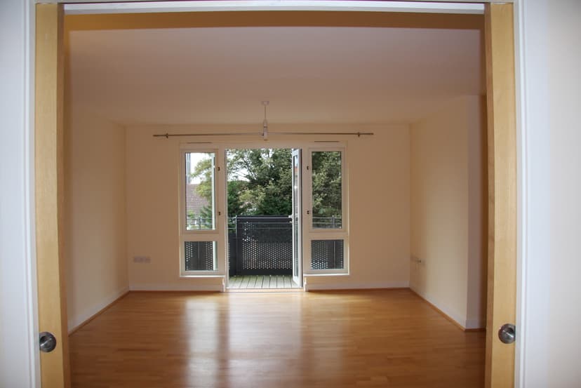 Image 3:2 bedroom Apartment or flat to rent