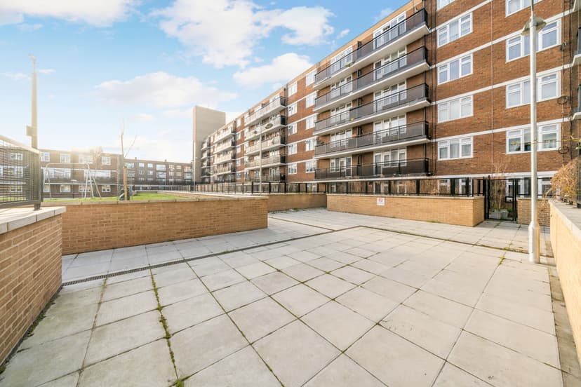 Image 2:1 bedroom Apartment or flat to rent