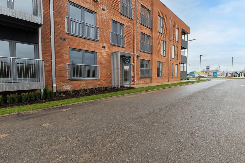 Image 1:1 bedroom Flat to rent