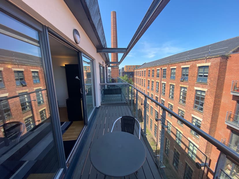 Image 1:2 bedroom Flat to rent