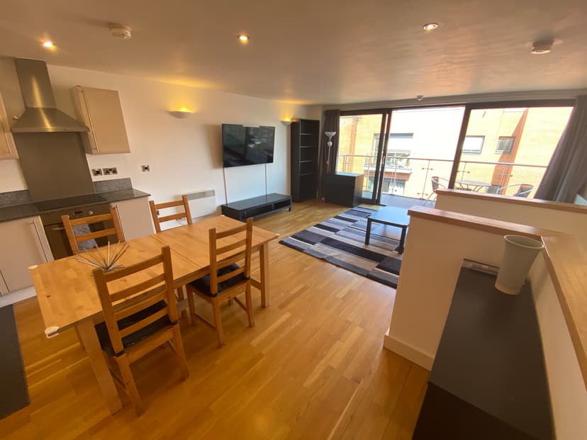 Image 3:2 bedroom Flat to rent