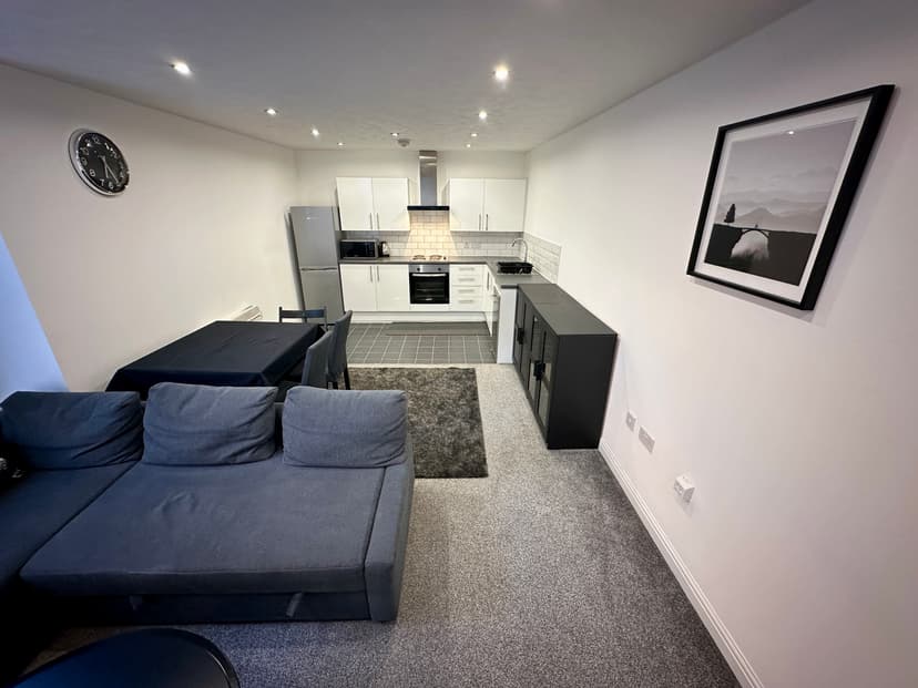 Image 1:3 bedroom Apartment or flat to rent