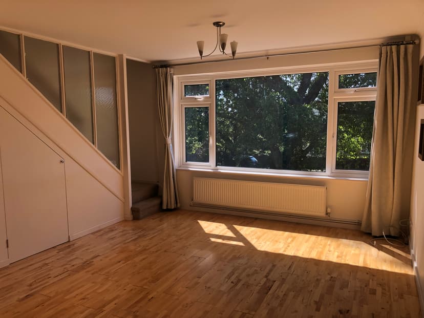 Image 3:2 bedroom Maisonette to rent