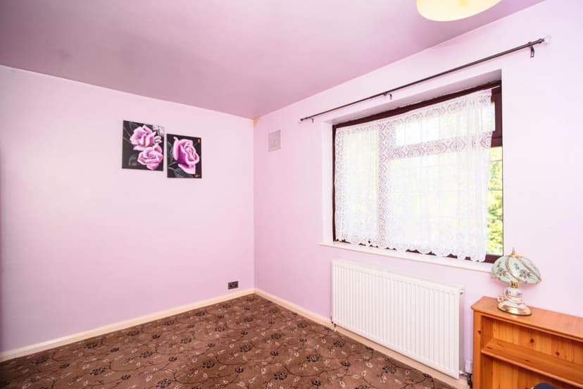 Image 1:3 bedroom Semi-detached house to rent