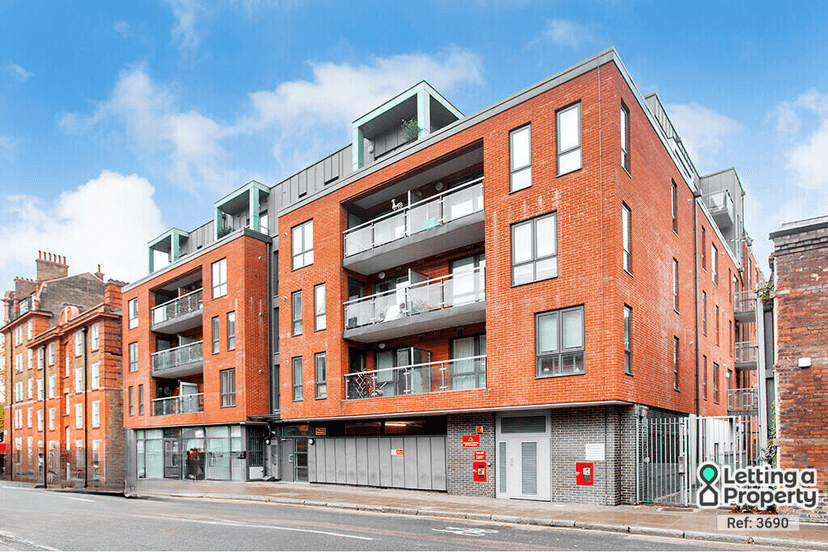 Image 1:1 bedroom Apartment or flat to rent