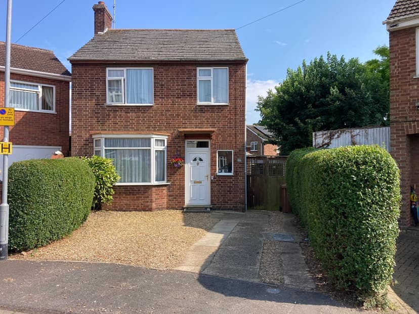 Image 2:3 bedroom Detached house to rent