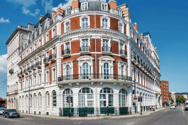 Image 1:1 bedroom Apartment or flat to rent