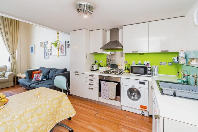 Image 2:1 bedroom Apartment or flat to rent