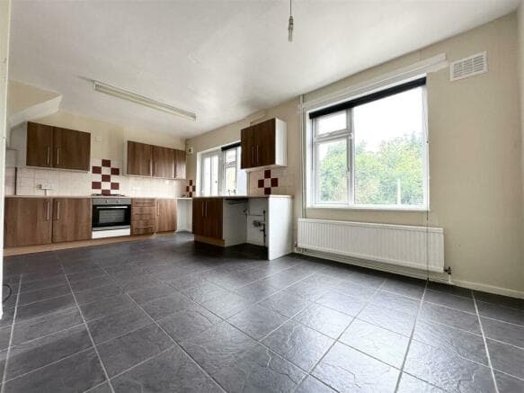 Image 3:3 bedroom Semi-detached house to rent