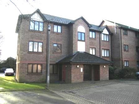 Image 1:1 bedroom Apartment or flat to rent