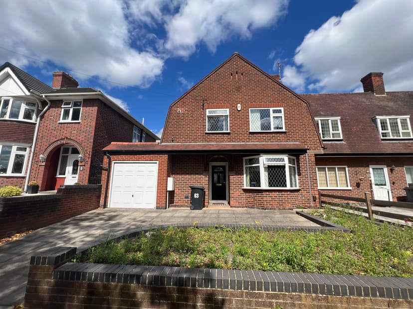 Image 1:3 bedroom Semi-detached house to rent