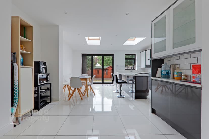 Image 2:3 bedroom Terraced house to rent