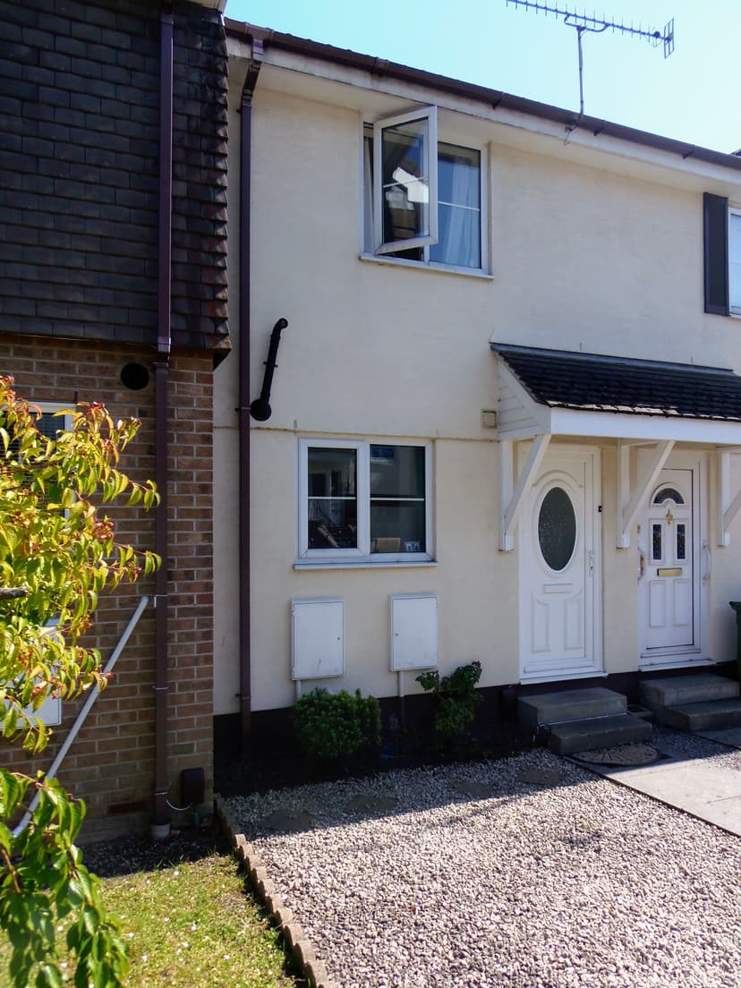 Image 1:2 bedroom Terraced house to rent