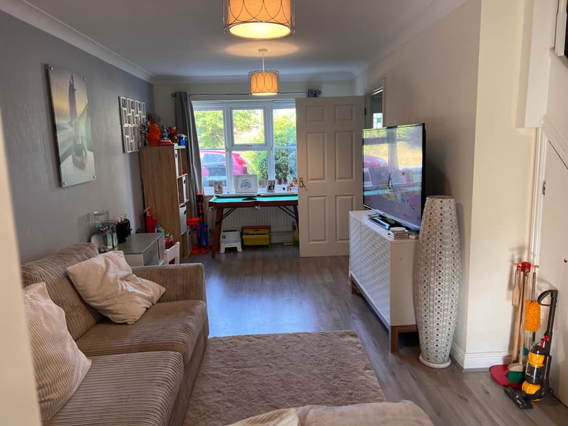 Image 2:2 bedroom Semi-detached house to rent