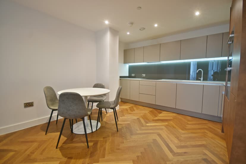 Image 3:2 bedroom Apartment or flat to rent