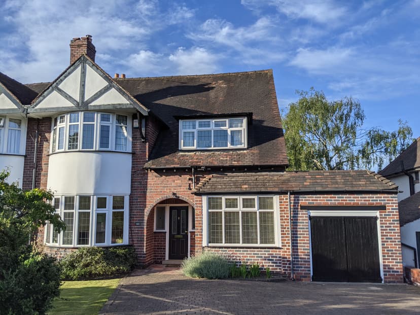 Image 1:4 bedroom Semi-detached house to rent