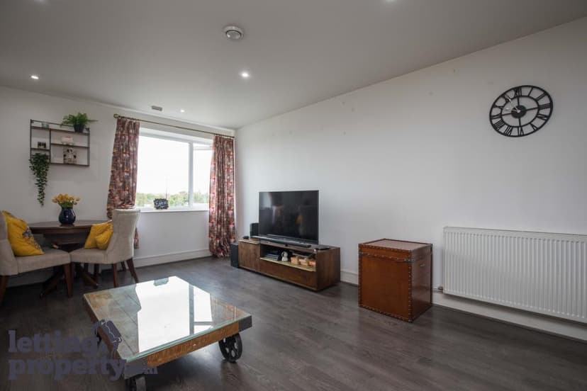 Image 3:2 bedroom Apartment or flat to rent