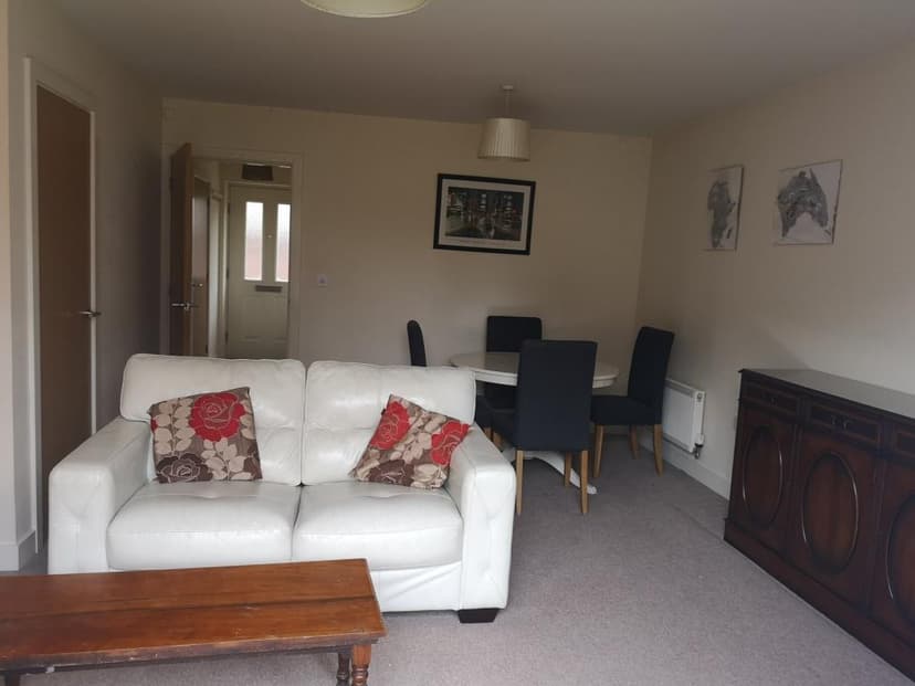 Image 1:3 bedroom Terraced house to rent