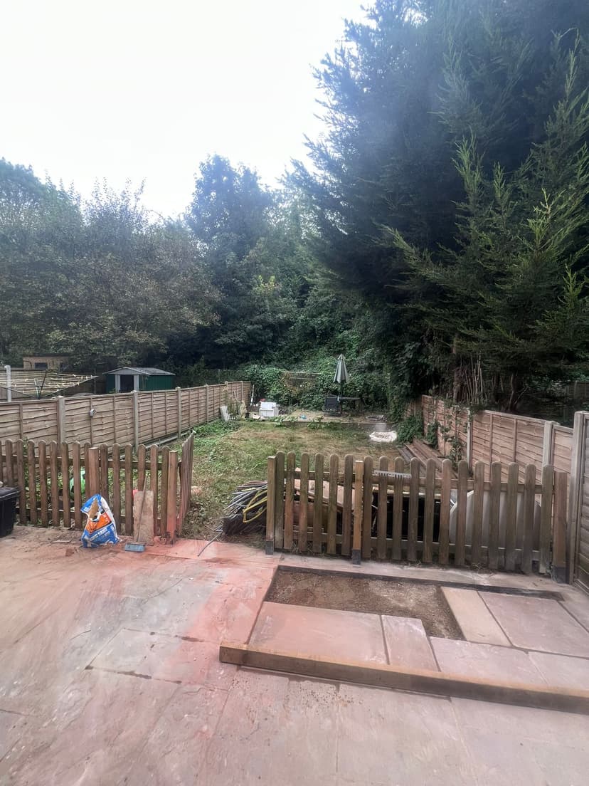 Image 3:3 bedroom Semi-detached bungalow to rent