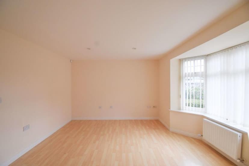 Image 3:2 bedroom Apartment or flat to rent