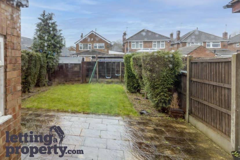 Image 2:3 bedroom Semi-detached house to rent