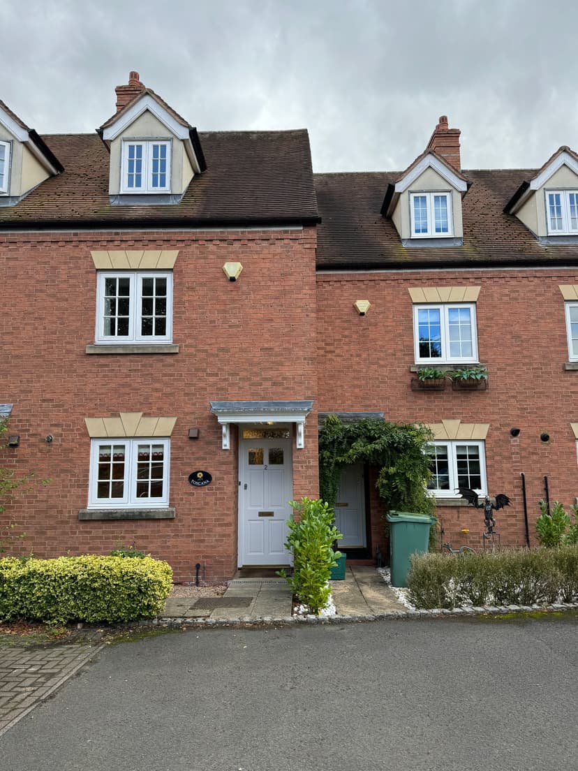 Image 1:3 bedroom Townhouse to rent