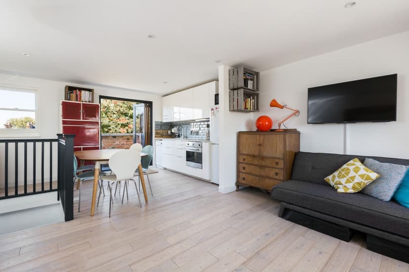 Image 1:3 bedroom Apartment or flat to rent