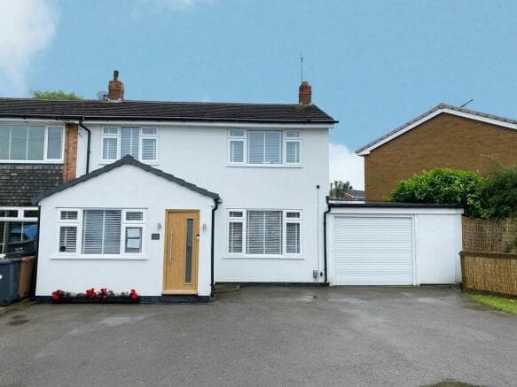 Image 1:3 bedroom End-of-terrace house to rent