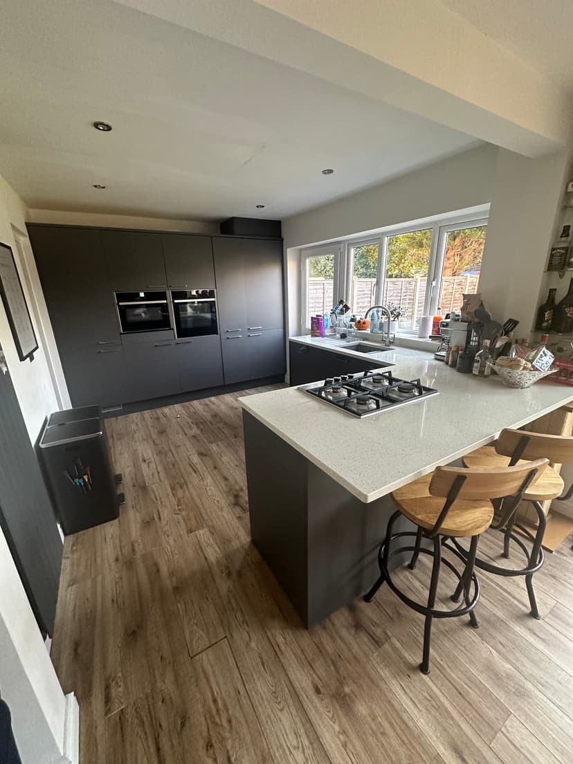 Image 2:3 bedroom End-of-terrace house to rent