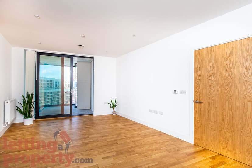 Image 1:2 bedroom Apartment or flat to rent